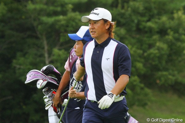2011年 関西オープンゴルフ選手権競技 2日目 吉永智一 この日も2ストローク伸ばして4位タイに浮上した吉永智一