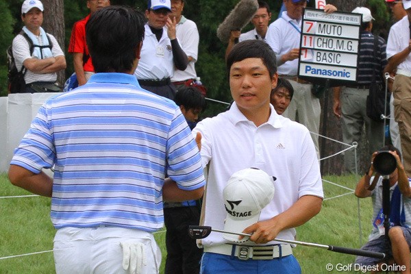 2011年 関西オープンゴルフ選手権競技 3日目 チョ・ミンギュ 最終18番でもバーディを奪い通算12アンダー単独首位に浮上したチョ・ミンギュ