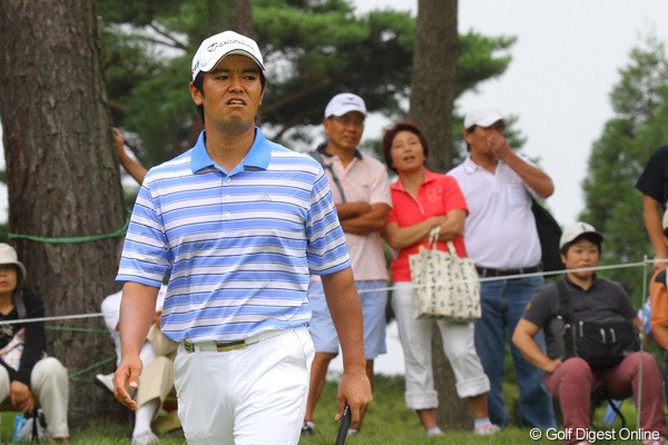 2011年 関西オープンゴルフ選手権競技 3日目 武藤俊憲 バーディパットが惜しくも決まらず渋い表情の武藤俊憲