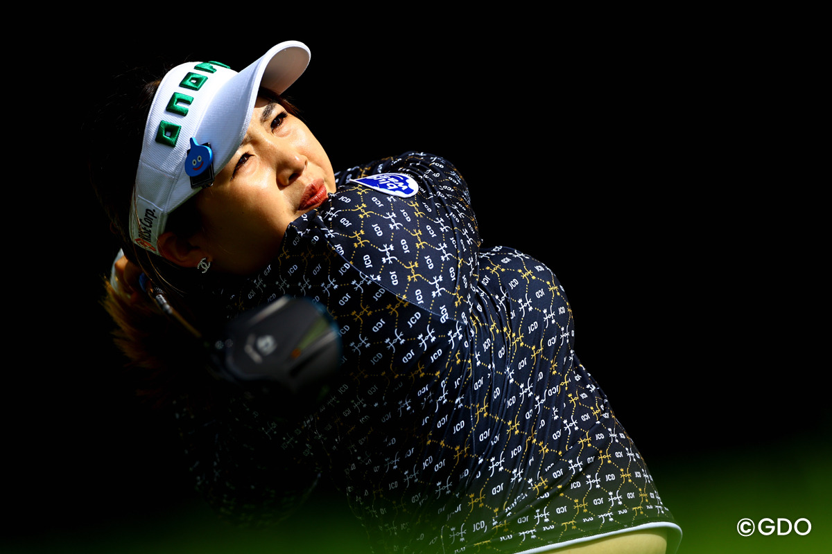 ドライバーを強振 2026年 NOBUTAGROUPマスターズGCレディース 初日 小林光希