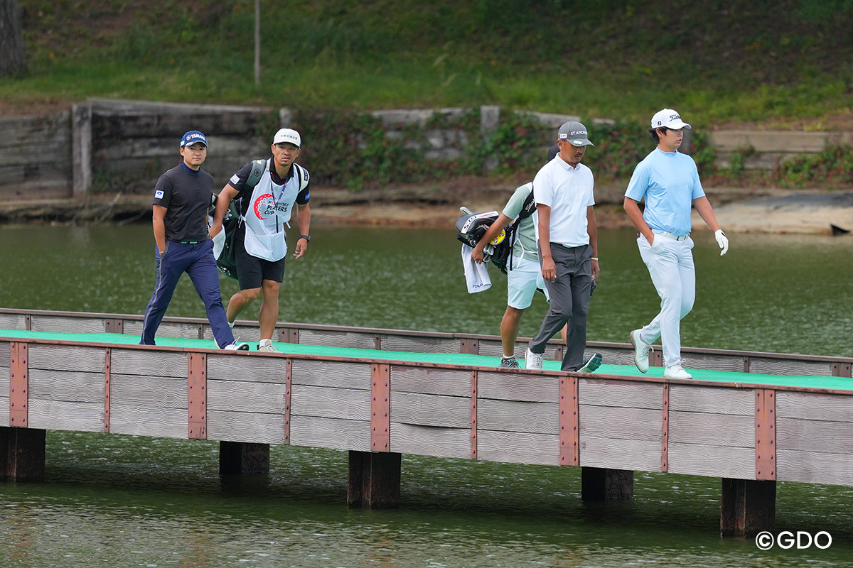 秋から冬にかけての男子ツアーはハーフターン時に休憩時間が設けられる 2026年 フォーティネットプレーヤーズカップ 2日目 今平周吾 岩田寛 下家秀琉
