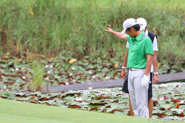 2011年 関西オープンゴルフ選手権競技 最終日 武藤俊憲 2日目に池田勇太が2度入れた8番で、この日は武藤もはまってしまった