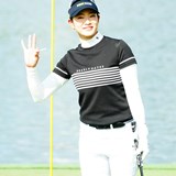 日本勢初優勝の陰で… 原英莉花は米女子ツアーベスト「65」引っさげマレーシアへ