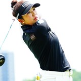 山下美夢有が連覇へ単独首位ターン 吉田優利と岩井明愛23位 渋野日向子46位