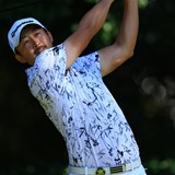 岩崎亜久竜が今季2勝目へ単独首位 未勝利の田中裕基2位 桂川有人は3位後退