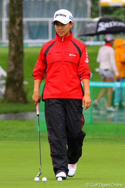 2011年 ニトリレディスゴルフトーナメント 事前   香妻琴乃 アマ時代に数々のタイトルを獲得してきた香妻琴乃もプロデビュー戦を迎える