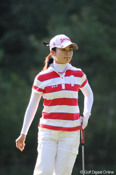 2011年 ニトリレディスゴルフトーナメント 2日目  永井奈都 ホンマに今年は長い夏や～！連日の堅実なプレーが光っております。11位T