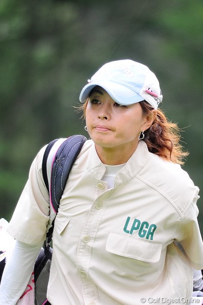 2011年 ニトリレディスゴルフトーナメント 最終日 サタヤバンポットのキャディさん