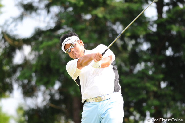 宮里聖志が首位！池田勇太は大きく出遅れ！！