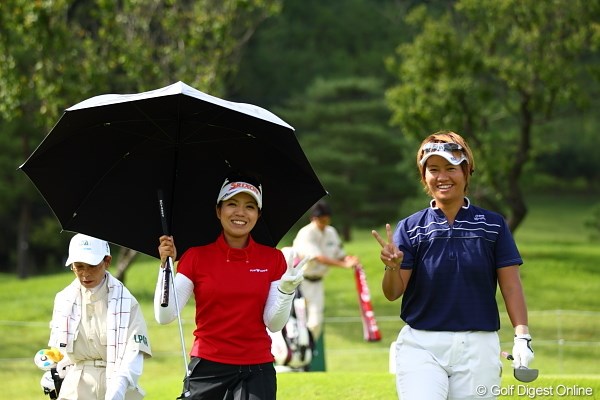 2011年 日本女子プロゴルフ選手権大会コニカミノルタ杯 2日目 中村香織＆福田裕子
