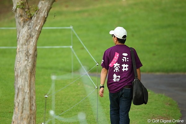 2011年 日本女子プロゴルフ選手権大会コニカミノルタ杯 2日目 ギャラリー 熱狂的ファンですね。でもお洒落。