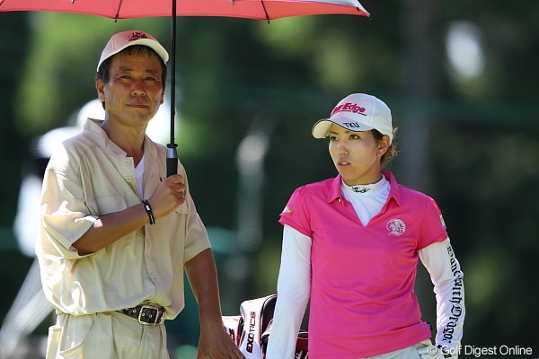 2011年 日本女子プロゴルフ選手権大会コニカミノルタ杯 最終日 笠りつ子 お父さん頑張って！