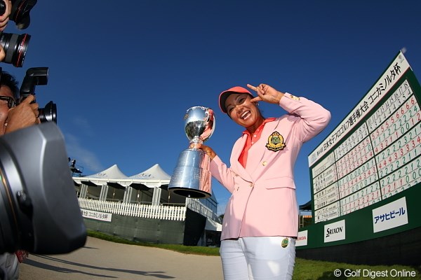 2011年 日本女子プロゴルフ選手権大会コニカミノルタ杯 最終日 三塚優子