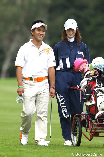 2011年 ANAオープンゴルフトーナメント 2日目 伊藤誠道 ハウスキャディにも助けられ、アマチュアの伊藤誠道が単独首位で決勝ラウンドへ