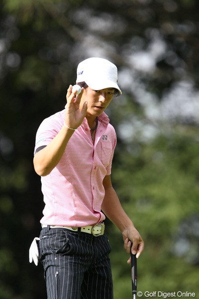 2011年 ANAオープンゴルフトーナメント 2日目 石川遼 バーディ奪ってもこの表情です