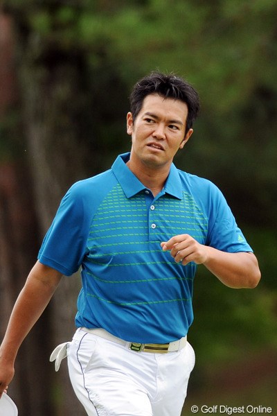 2011年 アジアパシフィックオープンゴルフチャンピオンシップパナソニックオープン 初日 武藤俊憲 最終ホールで70センチのパットを、フックorスライスで読み違えてまさかのボギー。あまりにも惜しい1打で6位タイ。
