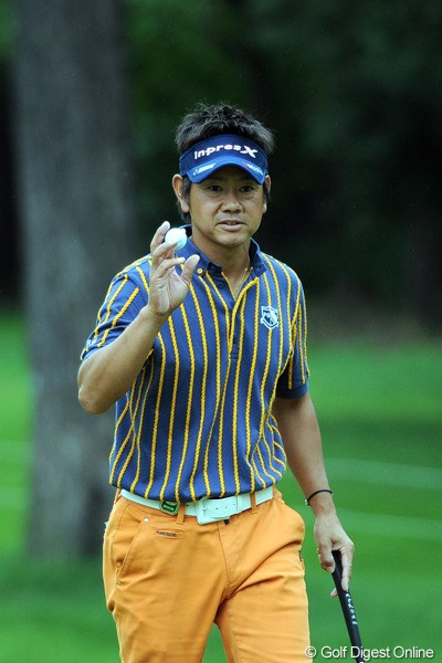 2011年 アジアパシフィックオープンゴルフチャンピオンシップパナソニックオープン 初日 藤田寛之 ええですねェ。いつも、サラ～としたプレイで、ス～といつの間にか上位に食い込むというパターンですワ。正確なゴルフっちゅうのはホンマに強いですワ・・・。12位T
