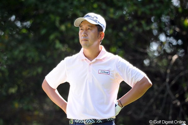 2011年 アジアパシフィックオープンゴルフチャンピオンシップパナソニックオープン 2日目 S.K.ホ エスケー仁王立ち！アジアの猛者達の前に66のベストスコアで敢然と立ちはだかったのは、韓流男子プロのボス：エスケーであった。単独首位