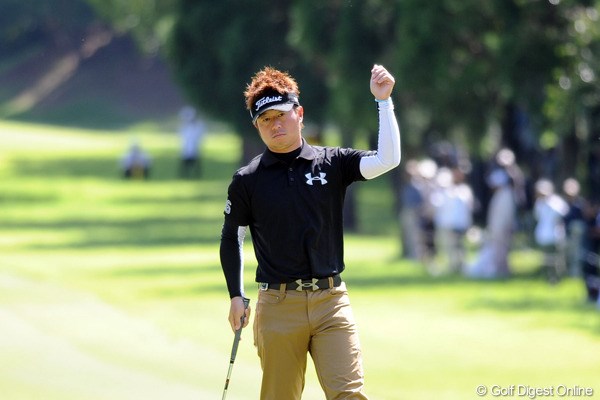 2011年 アジアパシフィックオープンゴルフチャンピオンシップパナソニックオープン 3日目 松村道央 1打差2位に浮上の松村道央。“師匠”の谷口徹からは「賞金ランク、抜いてしまうで」とはっぱをかけられている。