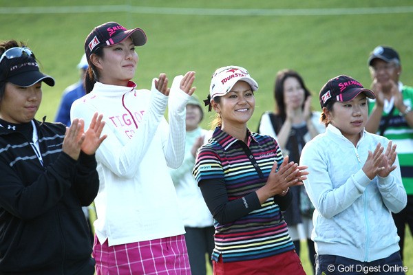 2011年 ミヤギテレビ杯ダンロップ女子オープンゴルフトーナメント 2日目 交流会 交流会には東北に縁のあるプロ達が協力