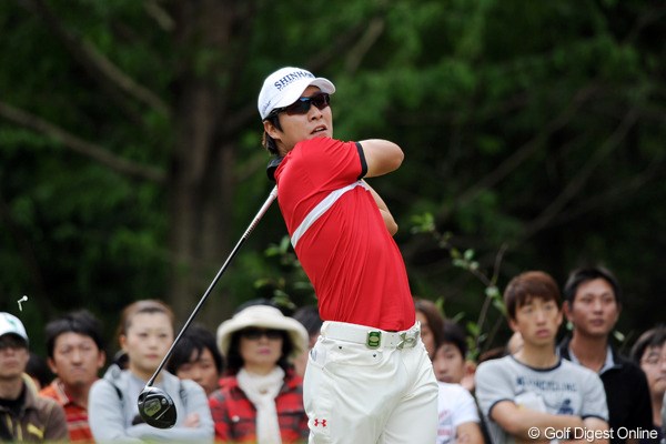2011年 アジアパシフィックオープンゴルフチャンピオンシップパナソニックオープン 最終日 キム・キョンテ 遼くんと回るとホンマに強いねん！苦しむ遼君を尻目にシラ～っと69やもん。恐れ入りました・・・。15位T