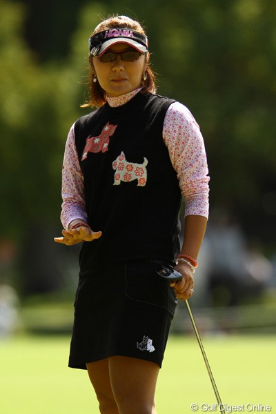 2011年 日本女子オープンゴルフ選手権競技 最終日 藤田幸希 今日も風が吹き、激速の「コンクリートグリーン」にみんな手こずりました。「ひげダンス」しちゃう気持ちも分かります。