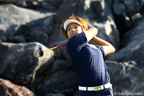 野村が単独首位！有村、横峯はスロースタート（速報）