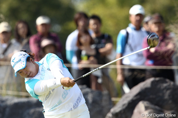 連覇狙うアンと大城が首位！野村は3位タイに後退