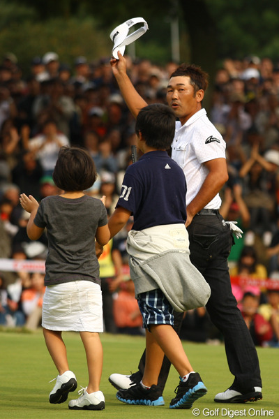 久保谷のボヤキ 勝因は「やはり運です」