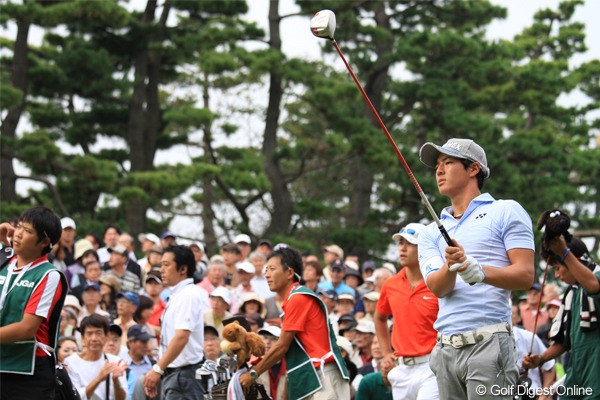 2011年 日本オープンゴルフ選手権競技 初日 石川遼   今日もフェアウエーにボールは無かった。でも彼は飛ばし続けます！