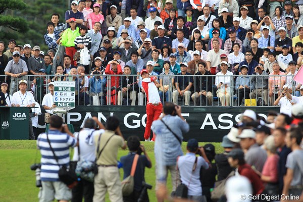 2011年 日本オープンゴルフ選手権競技 最終日 1H Tee スタート風景