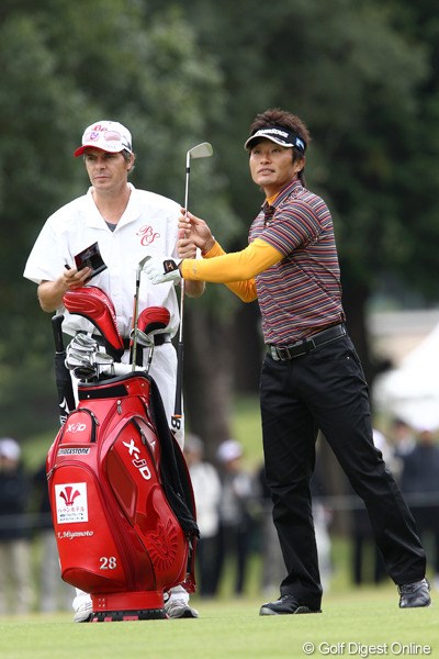 2011年 ブリヂストンオープンゴルフトーナメント 初日 宮本勝昌  2位に4打差つけてのダントツトップ