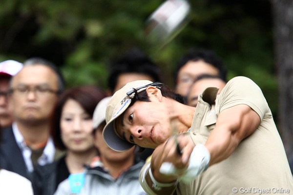 2011年 ブリヂストンオープンゴルフトーナメント 初日   石川遼  遼くんの魅力はなんと言っても飛ばしだよね