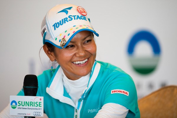 地元台湾のヤニ・ツェンと並び首位タイにつけた宮里藍（Victor Fraile/Getty Images）
