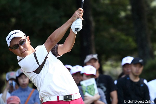 2011年 ブリヂストンオープンゴルフトーナメント  3日目  谷口徹 谷口徹が首位タイに浮上。最終日も混戦をリードできるか
