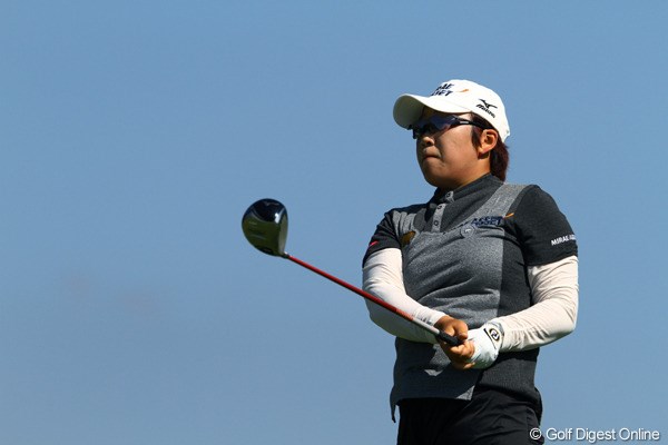 2011年 樋口久子 森永製菓ウィダーレディス 初日 申智愛
