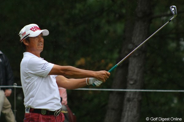 2011年 日本シニアオープンゴルフ選手権競技 3日目 芹澤信雄 首位を1打差で追う芹澤は「ショットは安定している」と好調をキープ
