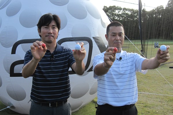 ついに日本でお披露目となった「ナイキ 20XIボール」。深堀プロと原口プロがデモンストレーションを行った