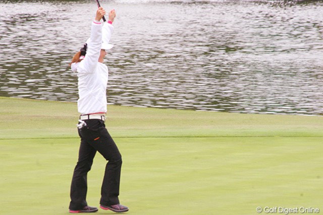 古閑美保 上田桃子とお祝いの食事会 国内女子ツアー Lpga Gdo ゴルフダイジェスト オンライン