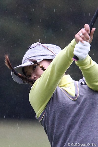 2011年 伊藤園レディスゴルフトーナメント 初日 青山加織 