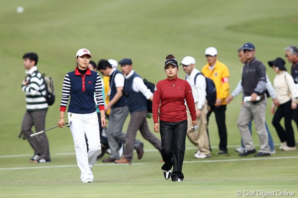 2011年 伊藤園レディスゴルフトーナメント 最終日 服部真夕＆青山加織