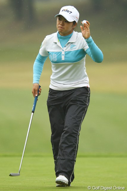 画像詳細 11年 大王製紙エリエールレディスオープン 初日 西美貴子 古閑美保が2アンダー発進 首位はヤング キム 11年 大王製紙エリエールレディスオープン Gdo ゴルフダイジェスト オンライン