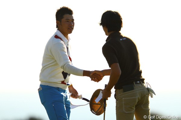 2011年 カシオワールドオープンゴルフトーナメント 初日 松山英樹 松山英樹は苦しいラウンド。石川遼は耐えて上位スタートを切った。
