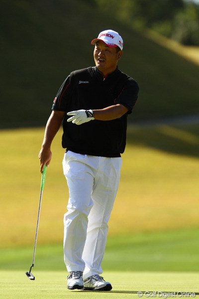 2011年 カシオワールドオープンゴルフトーナメント 初日 小田孔明 カシオと言えばこの人。今日はノーボギーで3つスコアを伸ばしました。