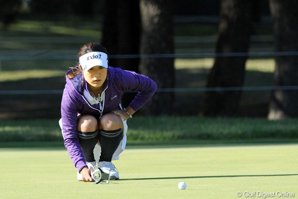 2011年 LPGAツアーチャンピオンシップリコーカップ 2日目 藤本麻子 今年ブレイクした藤本麻子。勢いをかって、初メジャータイトルに挑む！