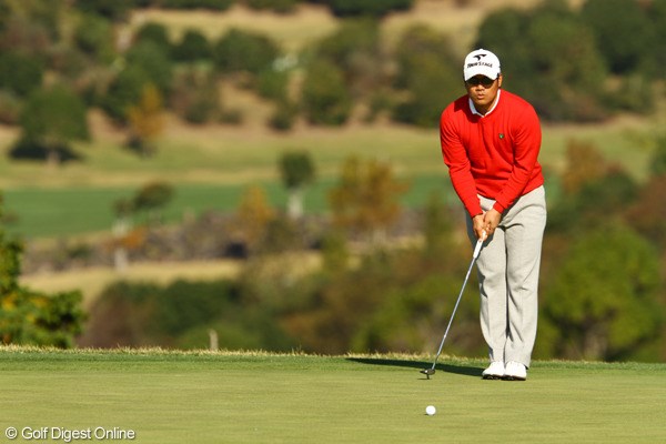 2011年 カシオワールドオープンゴルフトーナメント2日目 宮里優作 悲願の初優勝を狙う宮里優作。首位陥落も単独2位で決勝ラウンドに進んだ。