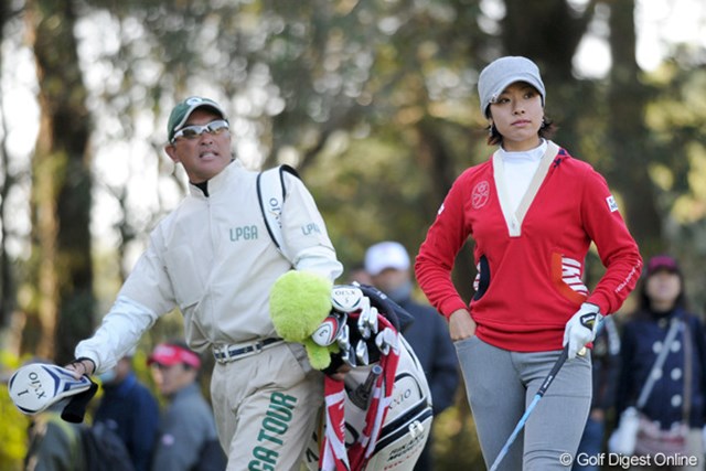 日本プロキャディの草分け 今井哲男氏が引退へ 国内女子ツアー Lpga Gdo ゴルフダイジェスト オンライン 日本プロキャディの草分け 今井哲男氏が引退へ 国内女子ツアー Lpga Gdo ゴルフダイジェスト オンライン