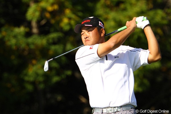 2011年 カシオワールドオープンゴルフトーナメント 3日目 小田孔明 小田孔明は苦しみながらも得意の黒潮で逆転のチャンスを残した。