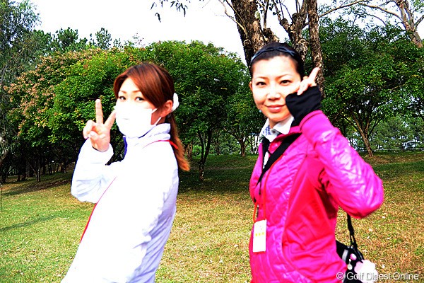 2011年 LPGAツアーチャンピオンシップリコーカップ 最終日 古閑美保、坂井なつ美マネージャー