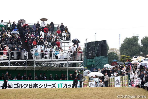 2011年 ゴルフ日本シリーズJTカップ 初日 松山英樹